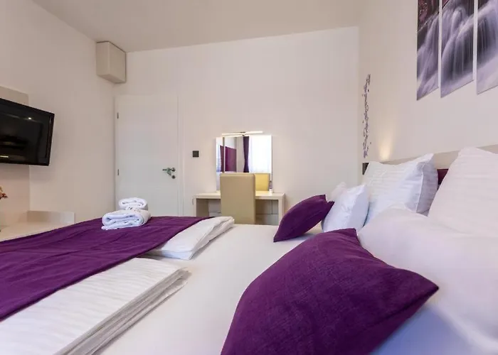 Naomi Apartmán Krk Town