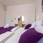 Naomi Διαμέρισμα Krk Town